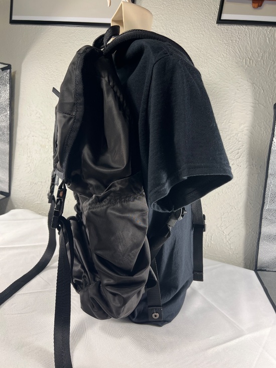 Lululemon Wanderlust Rucksack Black VERY RARE main image 9